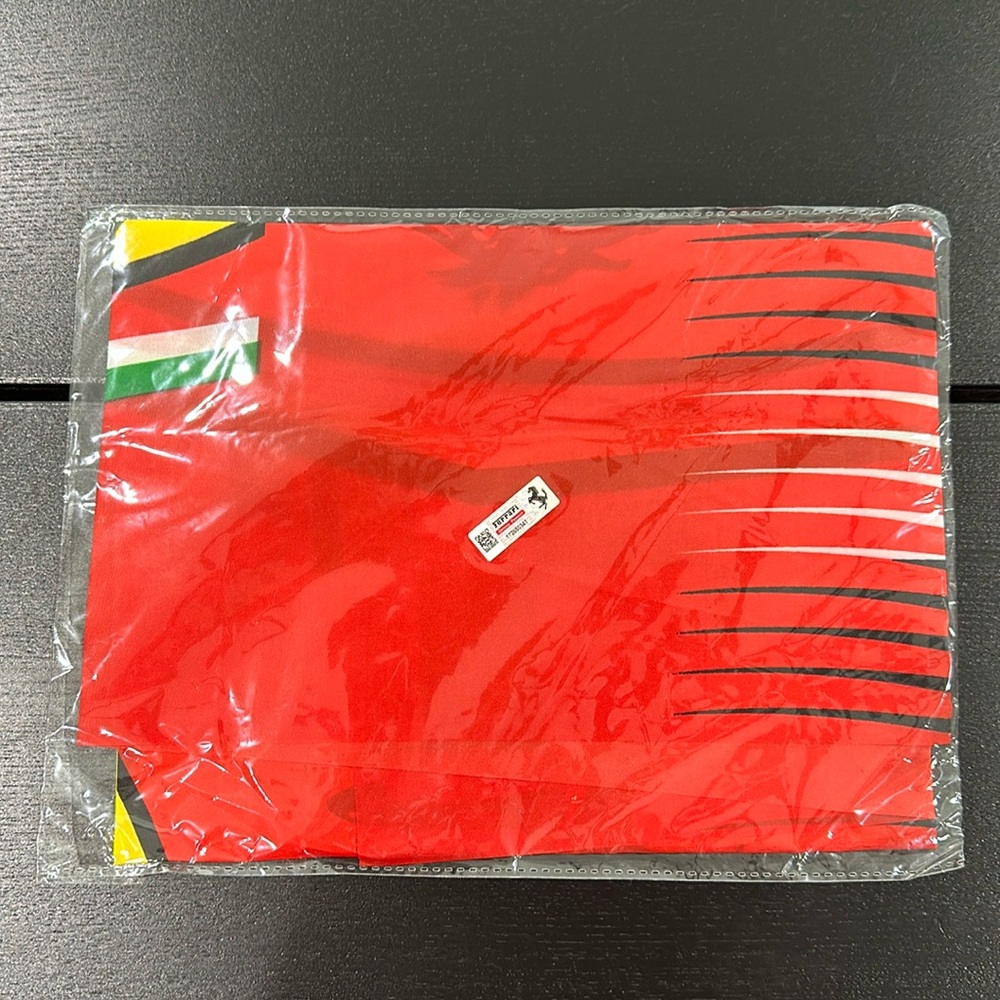Ferrari Racing Flag - Picture 3 of 4